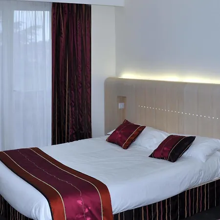 Hotel Relais De L'abbaye 3*