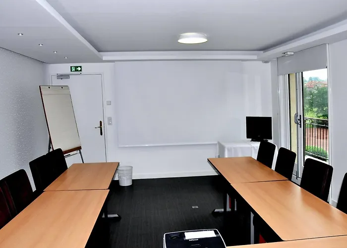 Relais De L'abbaye Hotel Charlieu