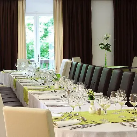 מלון Relais De L'abbaye 3*