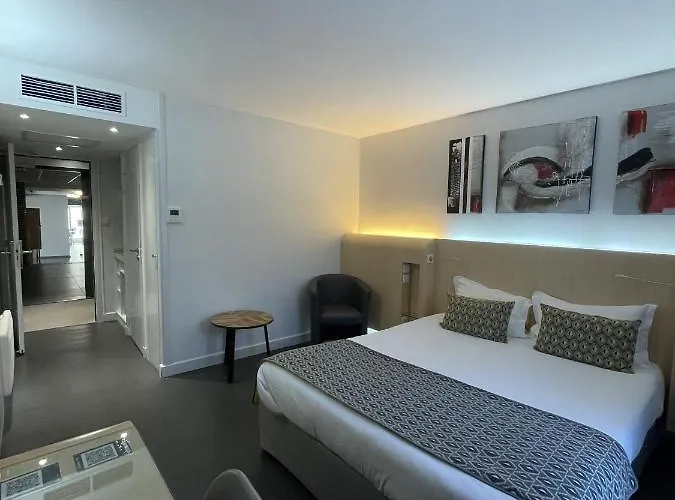 Hotell Relais De L'abbaye Charlieu