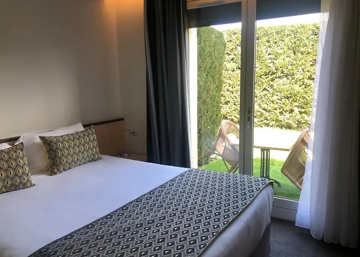 Hotell Relais De L'abbaye Charlieu