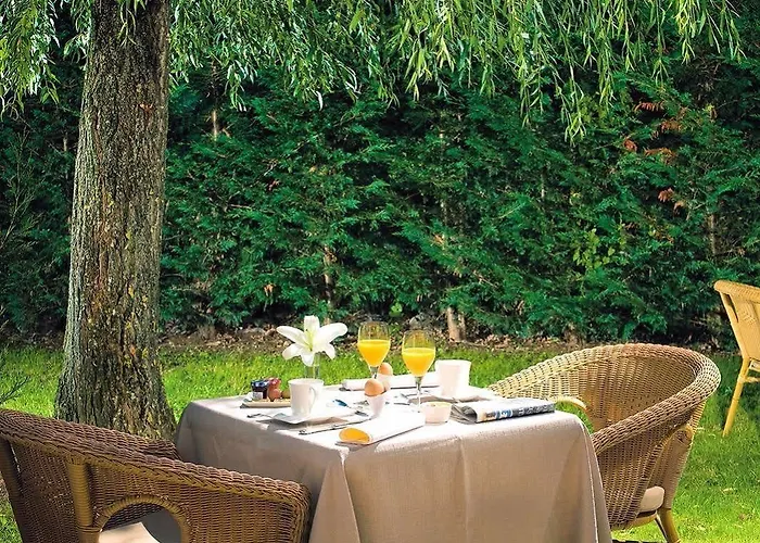 Relais De L'abbaye Hotell 3*